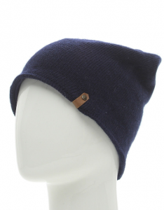 Классическая спортивная шапка